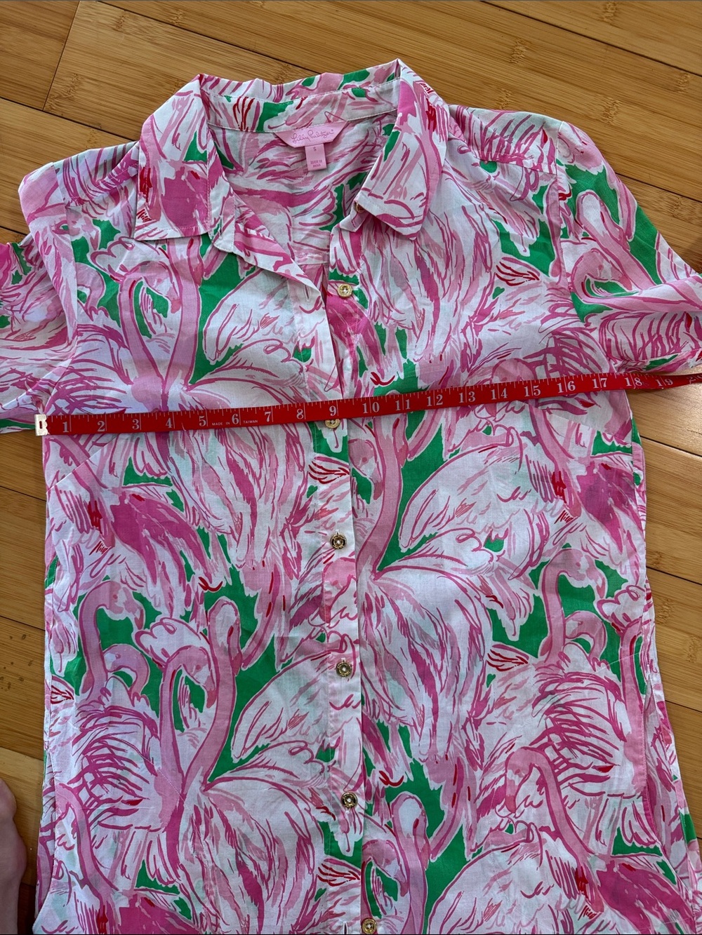 Lilly Pulitzer Pink & Green Flamingo Print Button-Front Long Sleeve Cover Up - Picture 3 of 5